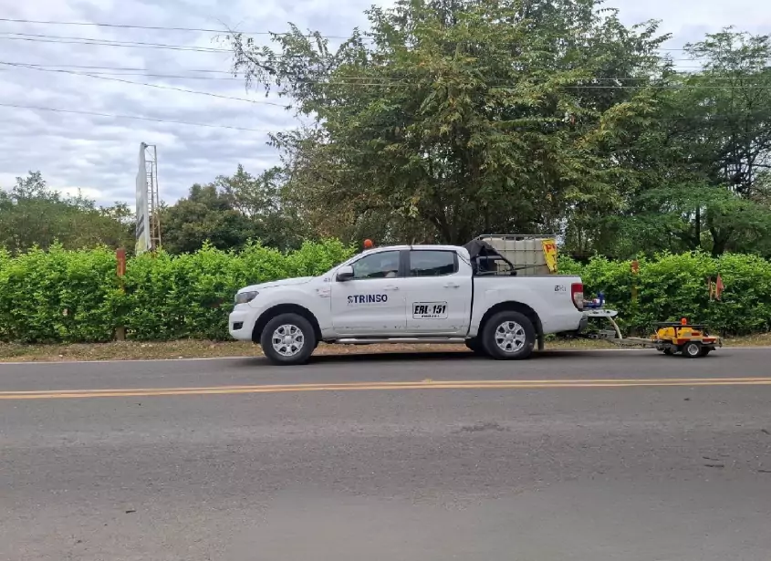 Equipo Griptester evaluando carretera